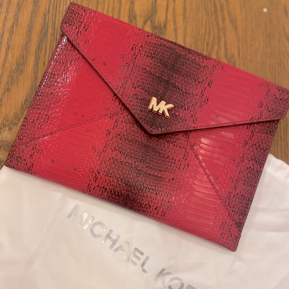 Michael Kors Pink Envelope Clutch - Picture 1 of 6